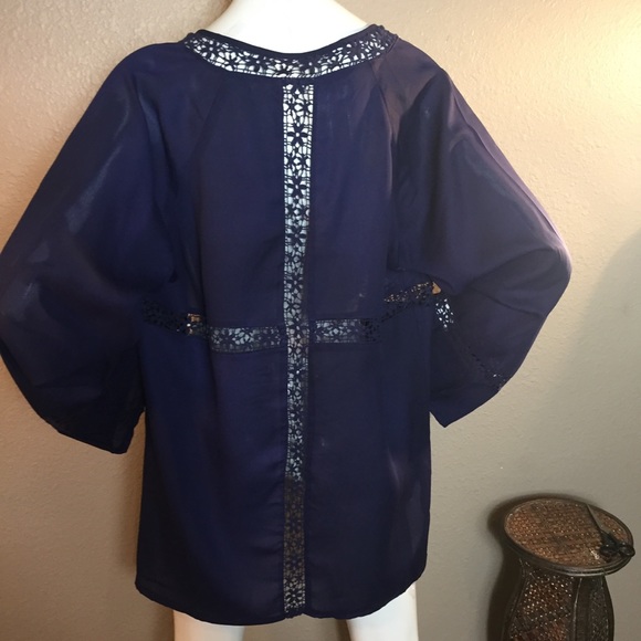 Forgotten Grace navy kimono - Picture 2 of 6